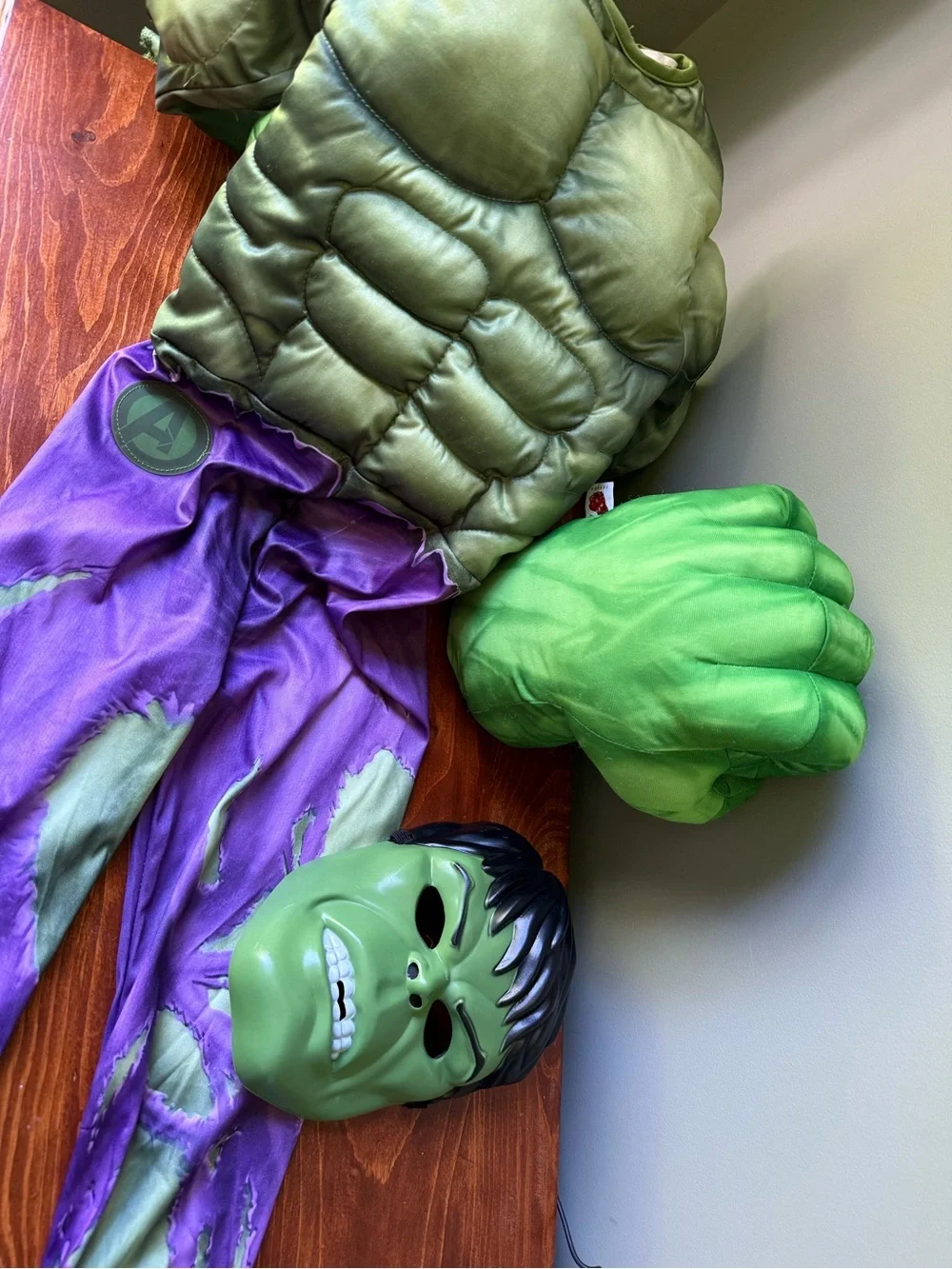 Kids Size Small Green Hulk Muscle Chest Costume with Mask and Hands